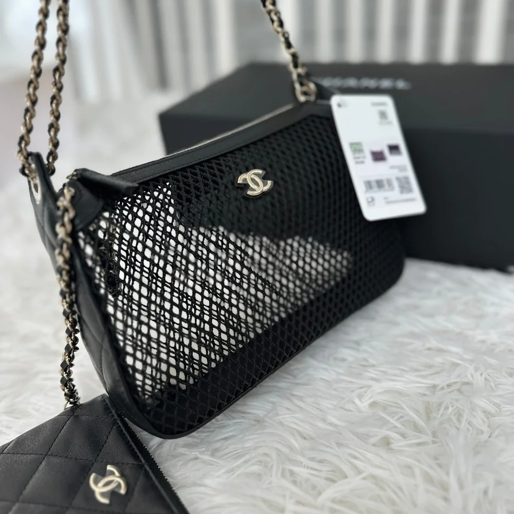❌ SOLD ❌ Chanel 25S Mesh Bag - Picture 5 of 13